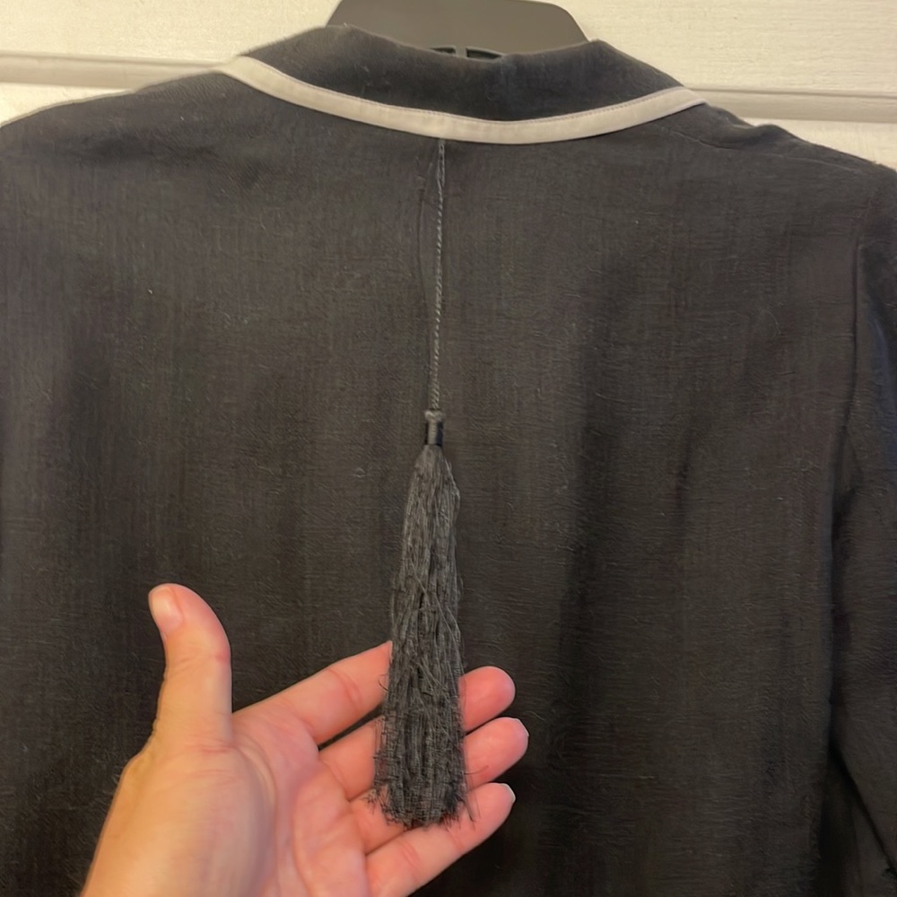 Elizabeth and James linen blazer - Picture 10 of 16